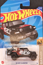 Load image into Gallery viewer, Hot Wheels 2022 '20 Jeep Gladiator Black #26 Baja Blazers 4/10 New Long Card