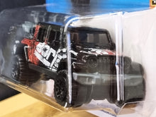 Load image into Gallery viewer, Hot Wheels 2022 '20 Jeep Gladiator Black #26 Baja Blazers 4/10 New Long Card