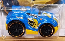 Load image into Gallery viewer, Hot Wheels 2022 Rocket Box Light Blue #69 Compact Kings 3/5 New