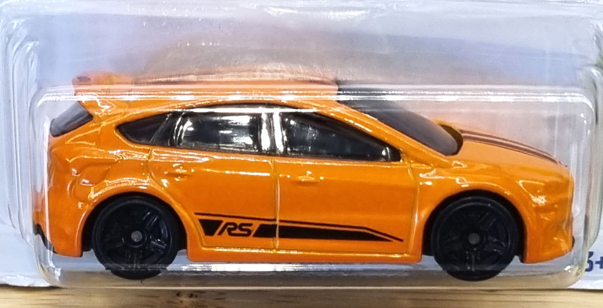 Hot Wheels Ford Focus RS Orange – 1:64 Sammlerauto, In KLAS Schutzhülle, 2022 Edition
