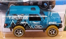 Load image into Gallery viewer, Hot Wheels 2022 Range Rover Classic Teal #159 Mud Studs 4/5 New