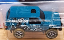Load image into Gallery viewer, Hot Wheels 2022 Range Rover Classic Teal #159 Mud Studs 4/5 New Long Card