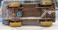 Load image into Gallery viewer, Hot Wheels 2022 Range Rover Classic Teal #159 Mud Studs 4/5 New Long Card