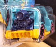 Load image into Gallery viewer, Hot Wheels 2022 Kick Kart Cyan #90 HW Ride-Ons 5/5 New
