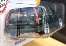 Load image into Gallery viewer, HOT WHEELS DIE CAR - 2022 Volvo 850 Estate Dark Green #140 HW Wagons 2/5 New Long Card