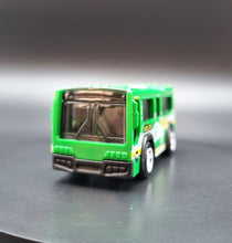 Load image into Gallery viewer, Matchbox 2018 City Bus Green Metro Transit 5 Pack Loose