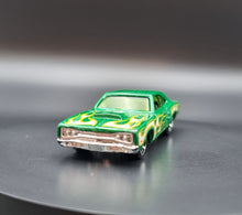 Load image into Gallery viewer, Hot Wheels 2016 '69 Dodge Coronet Superbee Green #94 HW Flames 4/10