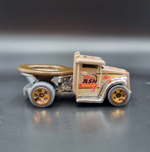 Load image into Gallery viewer, Hot Wheels 2021 Gotta Go Matte Tan #7 Mystery Models Series 1