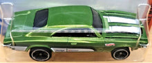 Load image into Gallery viewer, Hot Wheels 2018 '69 Dodge Charger 500 Green #92 Muscle Mania 6/10 New Long Card