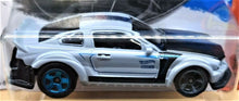 Load image into Gallery viewer, Hot Wheels 2016 2005 Ford Mustang Grey #21 HW Digital 1/10 New