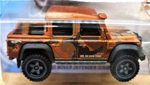 Load image into Gallery viewer, Hot Wheels 2019 '15 Land Rover Defender Double Cab Matte Copper #14 Baja Blazers