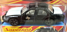Load image into Gallery viewer, Matchbox 2020 2006 Ford Crown Victoria Police Black #8 Superfast New