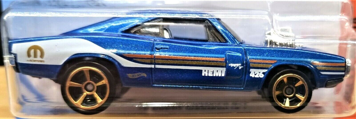 Hot Wheels '70 Dodge Charger R/T Muscle Car Die-Cast - 1:64 Scale, Blue, Muscle Mania Series Short Card - View #8
