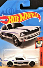 Load image into Gallery viewer, Hot Wheels 2019 '65 Mustang 2+2 Fastback Matte White #72 Muscle Mania 8/10 New
