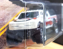 Load image into Gallery viewer, Matchbox 2021 '17 Ford Skyjacker Super Duty F-350 White Truck Series #11/12 New