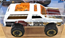 Load image into Gallery viewer, Hot Wheels 2018 Chevy Blazer 4x4 White #205 HW Sports 6/10 New