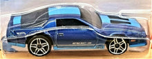 Load image into Gallery viewer, Hot Wheels 2021 '85 Chevrolet Camaro IROC-Z Blue #191 Muscle Mania 1/10 New