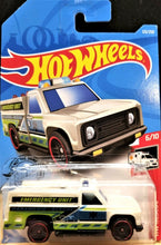 Load image into Gallery viewer, Hot Wheels 2019 HW Rapid Responder White #123 HW Rescue 6/10 New Long Card