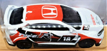 Load image into Gallery viewer, Hot Wheels 2020 '18 Honda Civic Type R White #81 Honda 2/5 New Long Card