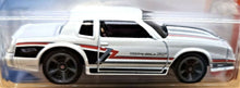 Load image into Gallery viewer, Hot Wheels 2020 '86 Monte Carlo SS Pearl White #196 Muscle Mania 6/10 New