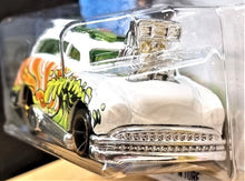 Load image into Gallery viewer, Hot Wheels 2021 Surf 'n Turf White #66 HW Art Cars 5/10 New Long Card