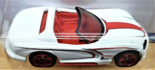 Load image into Gallery viewer, Hot Wheels 2018 Dodge Viper RT/10 White 50th Anniversary Throwback 7/10 New