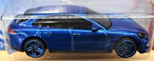 Load image into Gallery viewer, Hot Wheels 2020 Porsche Panamera Turbo S E-Hybrid Sport Turismo Blue #44 Porsche