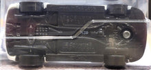 Load image into Gallery viewer, Hot Wheels 2021 '12 Corvette Z06 White Hot Wheels Factory 500 H.P 5/10 New