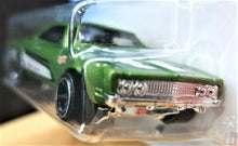 Load image into Gallery viewer, Hot Wheels 2018 '69 Dodge Charger 500 Green #92 Muscle Mania 6/10 New Long Card