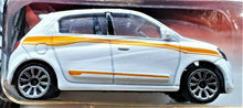 Load image into Gallery viewer, Majorette 2019 Renault Twingo Mk3 White #206 Street Cars New