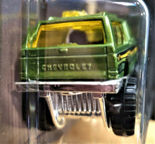 Load image into Gallery viewer, Hot Wheels 2018 Chevy Blazer 4x4 Green 100 Years of Chevy Trucks 5/8 New