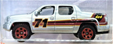 Load image into Gallery viewer, Matchbox 2018 Honda Ridgeline Silver #113 MBX Road Trip 32/35 New Long Card