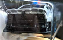 Load image into Gallery viewer, Hot Wheels 2016 2005 Ford Mustang Grey #21 HW Digital 1/10 New