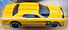 Load image into Gallery viewer, Hot Wheels 2018 '15 Dodge Challenger SRT Yellow #143 Muscle Mania 4/10 New