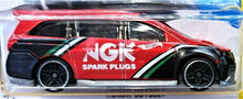 Load image into Gallery viewer, Hot Wheels 2017 Honda Odyssey Red #58 HW Speed Graphics 7/10 New