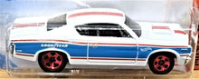Load image into Gallery viewer, Hot Wheels 2021 AMC Rebel Machine White #219 Muscle Mania 5/10 New Long Card