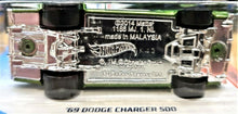 Load image into Gallery viewer, Hot Wheels 2018 '69 Dodge Charger 500 Green #92 Muscle Mania 6/10 New Long Card