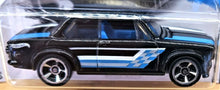 Load image into Gallery viewer, Hot Wheels 2016 BMW 2002 Black #186 BMW Series 1/5 New