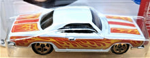 Load image into Gallery viewer, Hot Wheels 2017 '68 Plymouth Barracuda Formula S Pearl White #9/10 HW Flames New