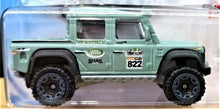 Load image into Gallery viewer, Hot Wheels 2018 '15 Land Rover Defender Double Cab Eggshell Green #158 New
