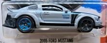 Load image into Gallery viewer, Hot Wheels 2016 2005 Ford Mustang Grey #21 HW Digital 1/10 New