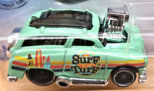 Load image into Gallery viewer, Hot Wheels 2020 Surf 'n Turf Green #83 Tooned 8/10 New Long Card