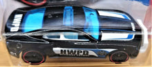 Load image into Gallery viewer, Hot Wheels 2016 '10 Camaro SS Black #211 HW Rescue 1/10 Highway Patrol Car New
