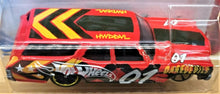 Load image into Gallery viewer, Hot Wheels 2018 '70 Chevelle SS Wagon Red HW Daredevils 1/5 New Long Card