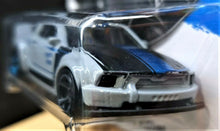 Load image into Gallery viewer, Hot Wheels 2016 2005 Ford Mustang Grey #21 HW Digital 1/10 New