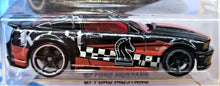 Load image into Gallery viewer, Hot Wheels 2018 '07 Ford Mustang Black #165 Checkmate 3/9 New