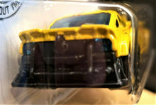 Load image into Gallery viewer, Hot Wheels 2020 2005 Ford Mustang Yellow #19 HW Dream Garage 2/10 New Long Card