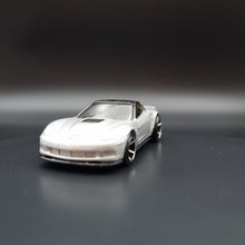 Load image into Gallery viewer, Hot Wheels 2008 &#39;09 Corvette ZR1 Grey #9 New Models 9/40
