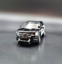 Load image into Gallery viewer, Matchbox 2021 2016 Ford Interceptor Utility Black MBX Highway #65/100
