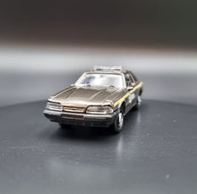 Load image into Gallery viewer, Matchbox 2020 &#39;93 Ford Mustang LX SSP Dark Grey MBX Highway 5 Pack Loose
